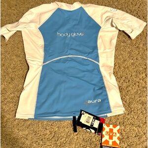 Body glove swim shirt/rash guard